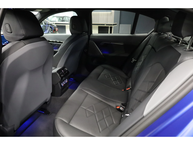 BMW 520 Xdrive* Msport Paket* FULL LED LIGHTS* 360* - автомобили, коли, обяви за нови и употребявани 15