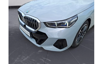 BMW 520 d xDrive M-Sportpaket - автомобили, коли, обяви за нови и употребявани 11
