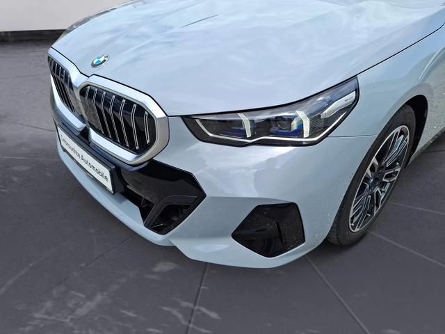 BMW 520 d xDrive M-Sportpaket - автомобили, коли, обяви за нови и употребявани 11