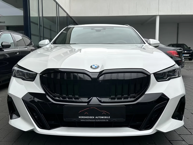 BMW 520 d M-Sport PRO - автомобили, коли, обяви за нови и употребявани 3