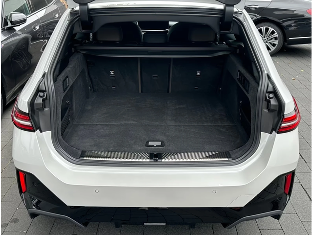 BMW 520 d M-Sport PRO - автомобили, коли, обяви за нови и употребявани 5