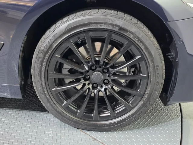 BMW 520 Luxury - автомобили, коли, обяви за нови и употребявани 4