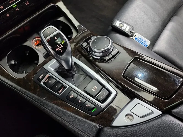 BMW 520 xDrive M Aerodynamics - автомобили, коли, обяви за нови и употребявани 8