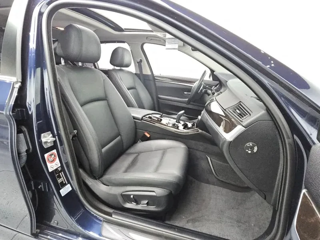 BMW 520 - автомобили, коли, обяви за нови и употребявани 10