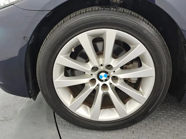 BMW 520 - автомобили, коли, обяви за нови и употребявани 4