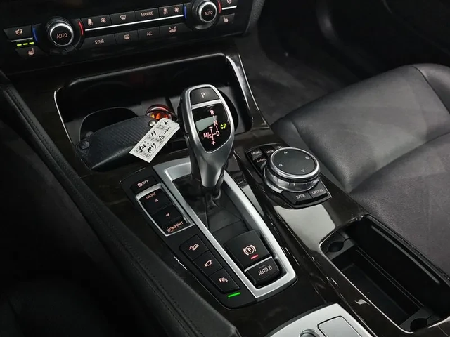 BMW 520 - автомобили, коли, обяви за нови и употребявани 8