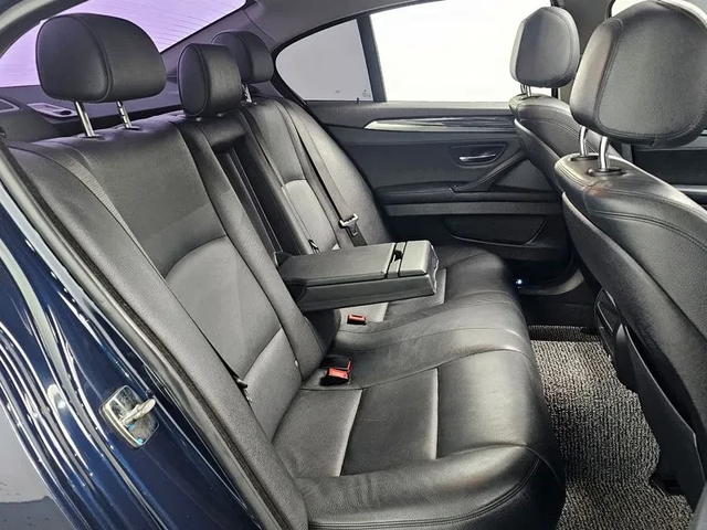 BMW 520 xDrive - автомобили, коли, обяви за нови и употребявани 11