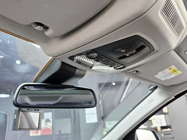 BMW 520 xDrive - автомобили, коли, обяви за нови и употребявани 16