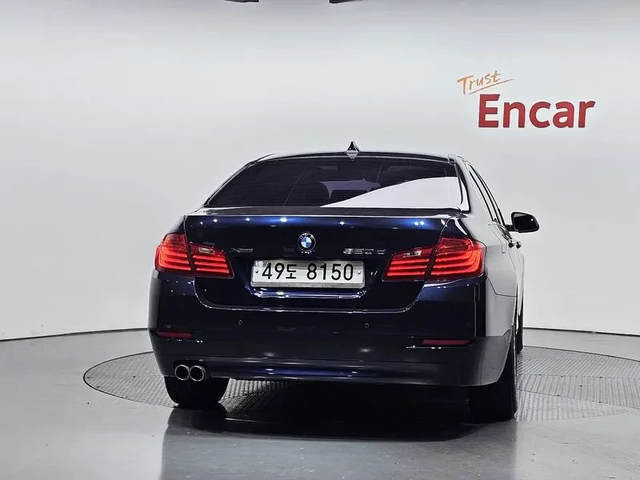 BMW 520 xDrive - автомобили, коли, обяви за нови и употребявани 3