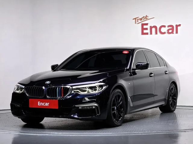 BMW 520 I xDrive M Sports - автомобили, коли, обяви за нови и употребявани 0