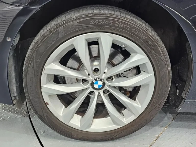 BMW 520 I xDrive M Aerodynamics - автомобили, коли, обяви за нови и употребявани 4