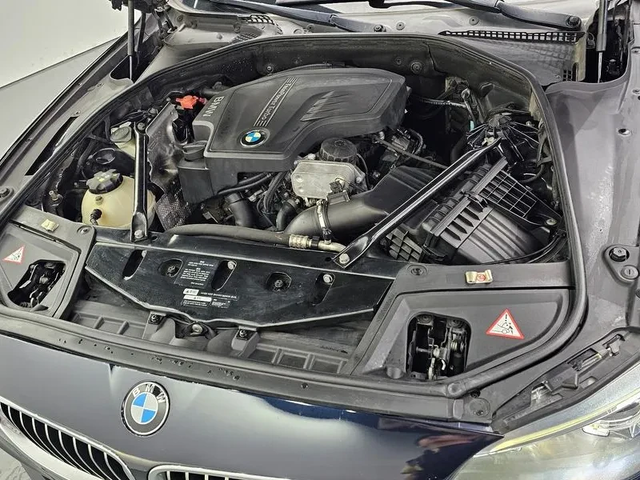 BMW 520 I xDrive M Aerodynamics - автомобили, коли, обяви за нови и употребявани 5