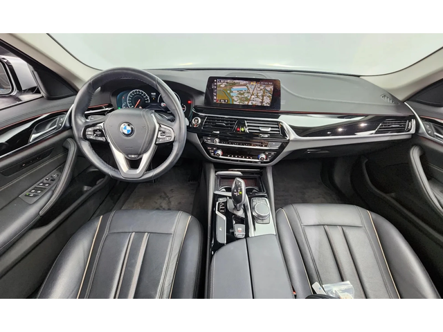 BMW 520 5 Series (G30) 520I Luxury - автомобили, коли, обяви за нови и употребявани 6