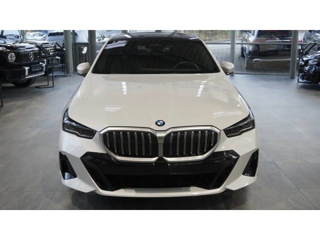 BMW 520 M-SPORT* CARBON* ОБДУХВАНЕ - автомобили, коли, обяви за нови и употребявани 1