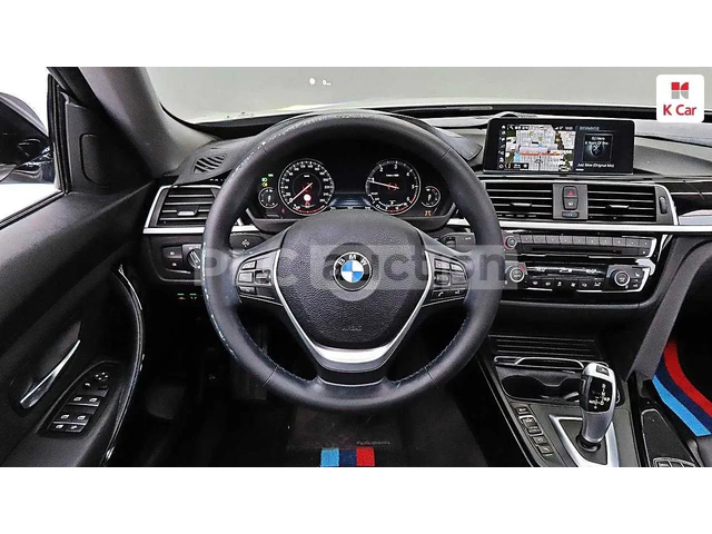 BMW 520 ПОДГРЕВИ * ПАНО * HEAD-UP * KEYLESS - автомобили, коли, обяви за нови и употребявани 13