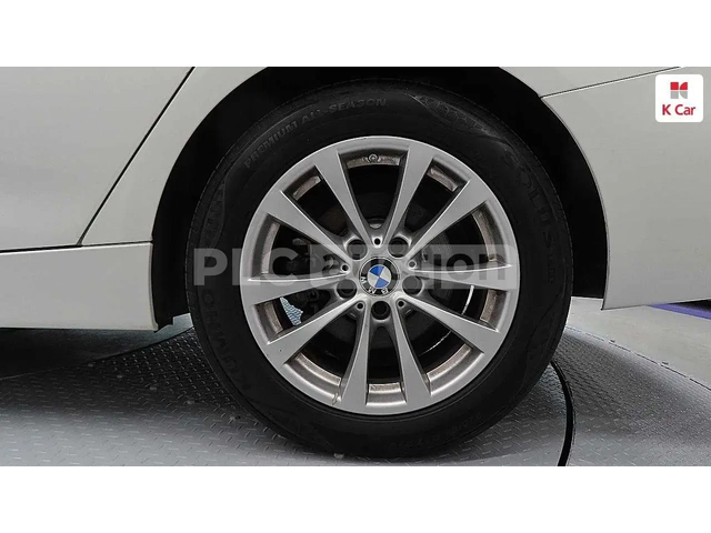 BMW 520 ПОДГРЕВИ * ПАНО * HEAD-UP * KEYLESS - автомобили, коли, обяви за нови и употребявани 5