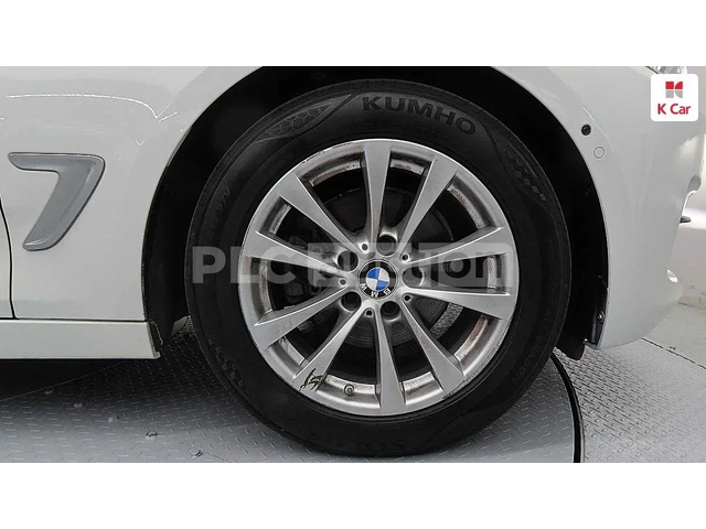 BMW 520 ПОДГРЕВИ * ПАНО * HEAD-UP * KEYLESS - автомобили, коли, обяви за нови и употребявани 6