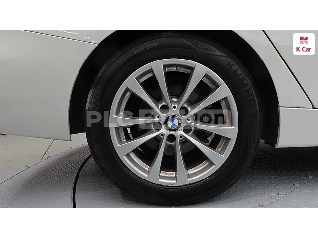 BMW 520 ПОДГРЕВИ * ПАНО * HEAD-UP * KEYLESS - автомобили, коли, обяви за нови и употребявани 7