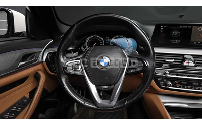 BMW 520 ПОДГРЕВИ * ШИБИДАХ * KEYLESS * HEAD-UP - автомобили, коли, обяви за нови и употребявани 12