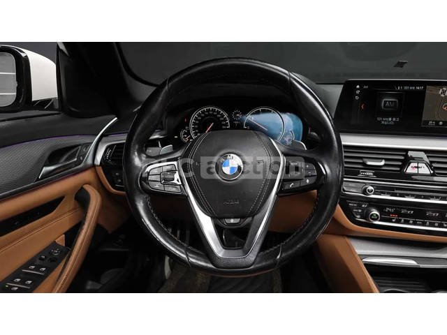 BMW 520 ПОДГРЕВИ * ШИБИДАХ * KEYLESS * HEAD-UP - автомобили, коли, обяви за нови и употребявани 12