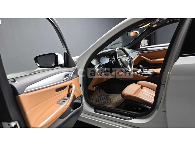 BMW 520 ПОДГРЕВИ * ШИБИДАХ * KEYLESS * HEAD-UP - автомобили, коли, обяви за нови и употребявани 9