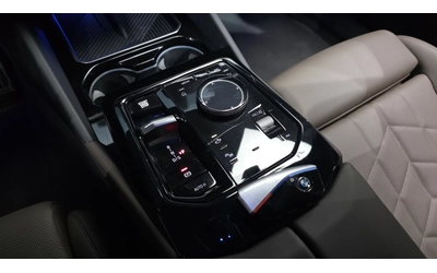 BMW 520 2024* M-PK* PANO* HEAD-UP* HARMAN* КРАЙНА ЦЕНА - автомобили, коли, обяви за нови и употребявани 10