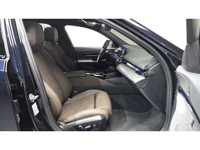 BMW 520 2024* M-PK* PANO* HEAD-UP* HARMAN* КРАЙНА ЦЕНА - автомобили, коли, обяви за нови и употребявани 12