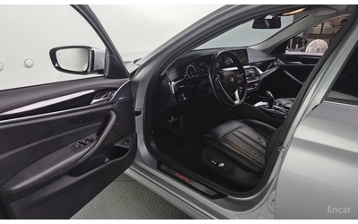 BMW 02 G30 LUXURY EDITION - автомобили, коли, обяви за нови и употребявани 11