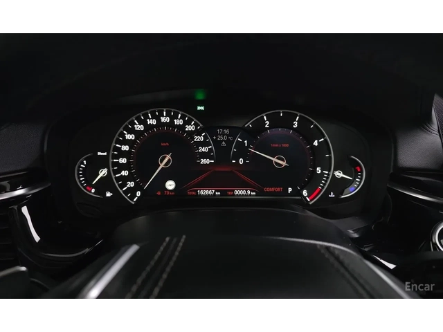 BMW 02 G30 LUXURY EDITION - автомобили, коли, обяви за нови и употребявани 14