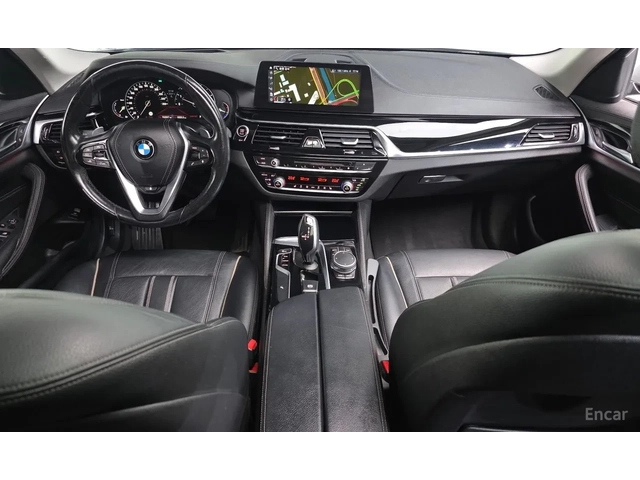 BMW 02 G30 LUXURY EDITION - автомобили, коли, обяви за нови и употребявани 15
