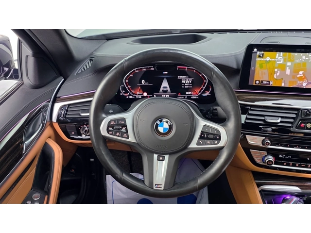 BMW 520 M SPORT* HUD* КОЖА* НАВИ* ПАНО - автомобили, коли, обяви за нови и употребявани 10