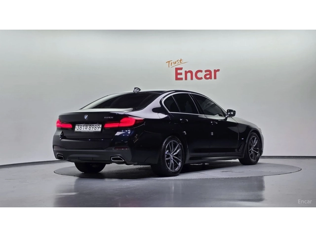 BMW 520 M SPORT* HUD* КОЖА* НАВИ* ПАНО - автомобили, коли, обяви за нови и употребявани 1