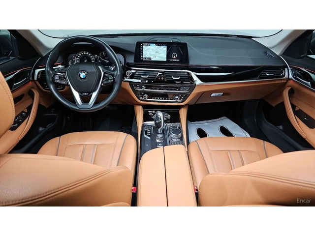 BMW 520 LUXURY SPECIAL EDITION* КОЖА* НАВИ* ПАНО* HUD - автомобили, коли, обяви за нови и употребявани 4