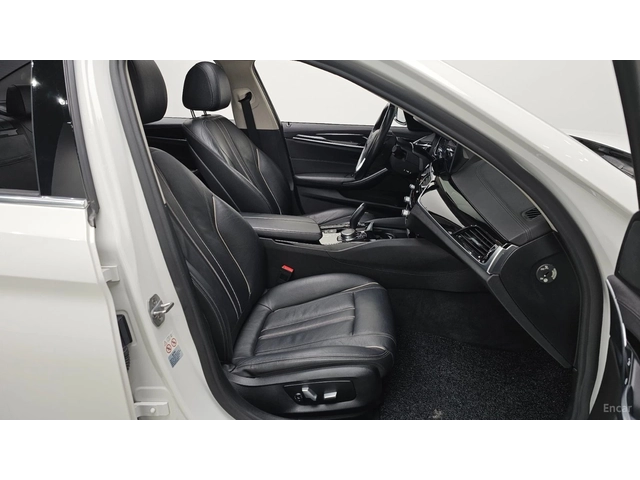 BMW 520 Luxury* КОЖА* НАВИ* ПАНО* КАМЕРА* HUD - автомобили, коли, обяви за нови и употребявани 8