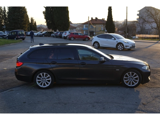BMW 520 ГОЛЯМА НАВИГАЦИЯ* ПЕРА* КОЖА* BIXENON* ПАРКТРОНИК - автомобили, коли, обяви за нови и употребявани 7
