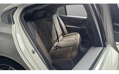 BMW 520 - автомобили, коли, обяви за нови и употребявани 11