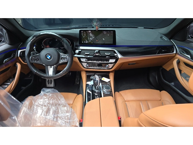 BMW 520 520i M Sport | HUD | ACC | MEMORY - автомобили, коли, обяви за нови и употребявани 5