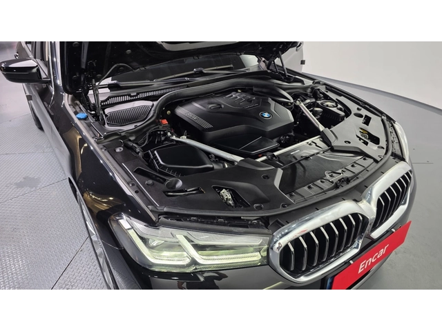 BMW 520 520i Luxury | HUD | 360  | MEMORY - автомобили, коли, обяви за нови и употребявани 4