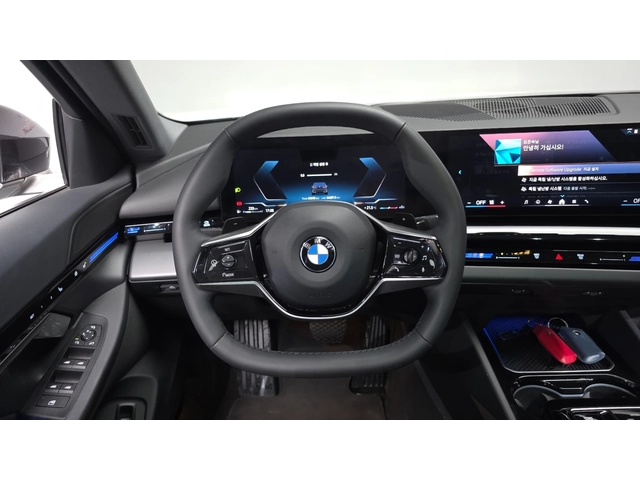 BMW 520 G60 - автомобили, коли, обяви за нови и употребявани 12