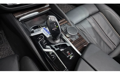 BMW 520 520i Luxury | HUD | 360  | MEMORY - автомобили, коли, обяви за нови и употребявани 10