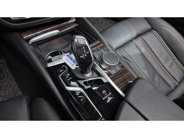 BMW 520 520i Luxury | HUD | 360  | MEMORY - автомобили, коли, обяви за нови и употребявани 10