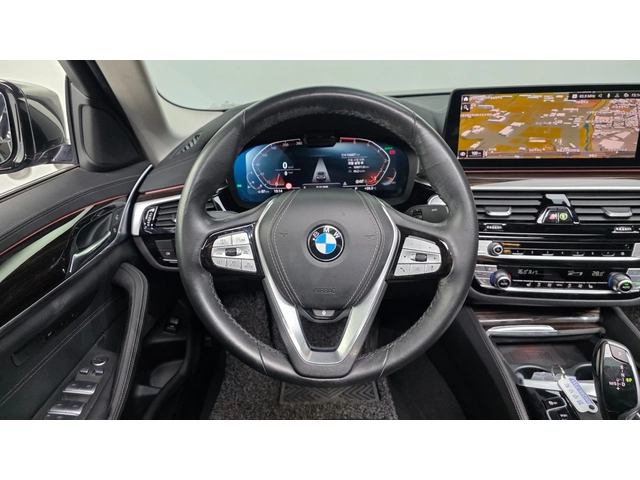 BMW 520 520i Luxury | HUD | 360  | MEMORY - автомобили, коли, обяви за нови и употребявани 8
