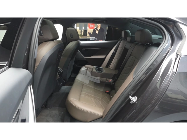 BMW 520 G60 - автомобили, коли, обяви за нови и употребявани 10