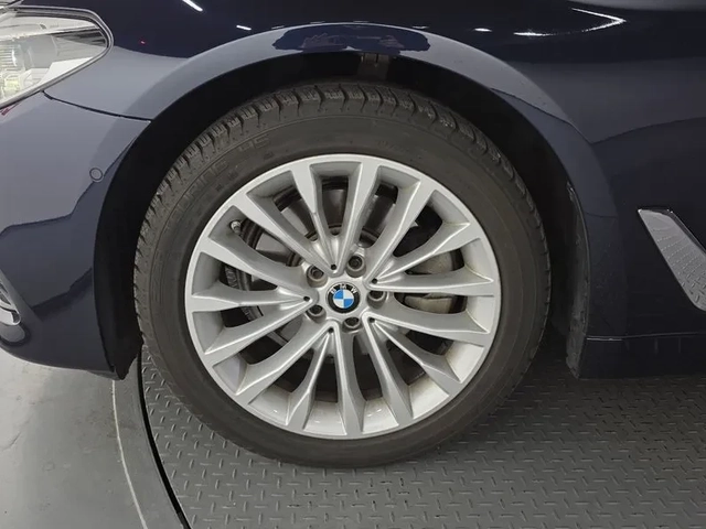 BMW 520 d-MSport xDrive - САМО 30% АВАНС - автомобили, коли, обяви за нови и употребявани 4
