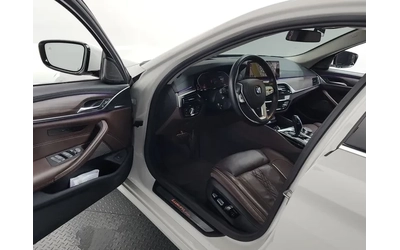 BMW 520 d-MSport - САМО 30% АВАНС - автомобили, коли, обяви за нови и употребявани 9