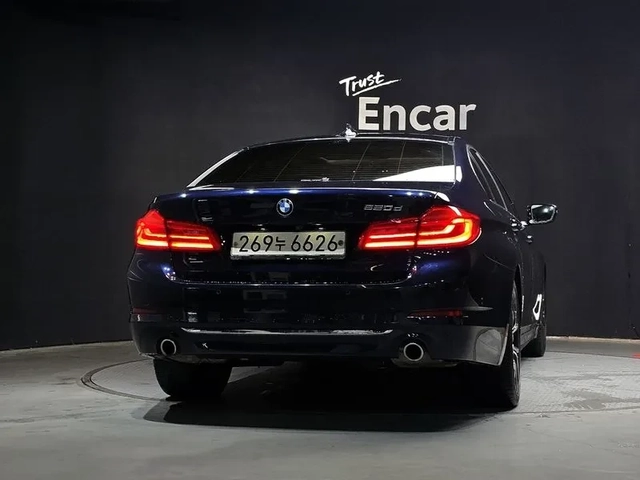 BMW 520 d-Luxury- САМО 30% АВАНС - автомобили, коли, обяви за нови и употребявани 3