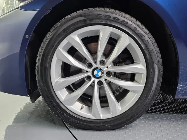 BMW 520 d-MSport xDrive - САМО 30% АВАНС - автомобили, коли, обяви за нови и употребявани 4