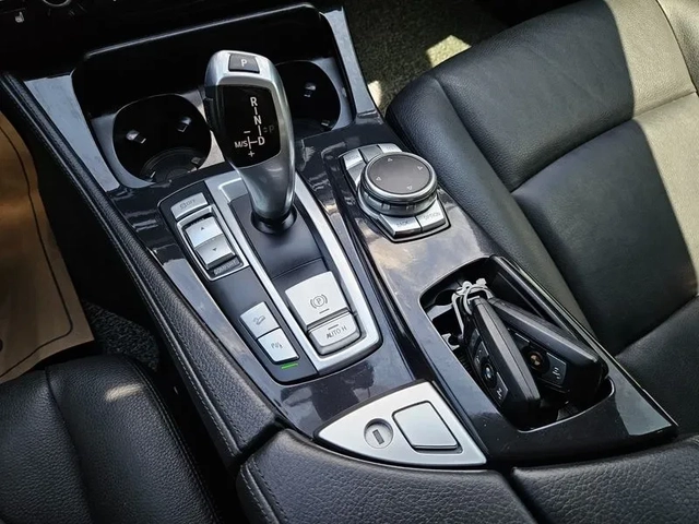 BMW 520 d-MSport xDrive - САМО 30% АВАНС - автомобили, коли, обяви за нови и употребявани 8