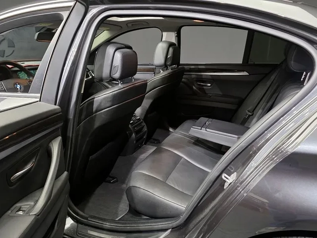 BMW 520 - автомобили, коли, обяви за нови и употребявани 10