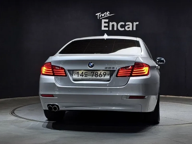 BMW 520 - автомобили, коли, обяви за нови и употребявани 3